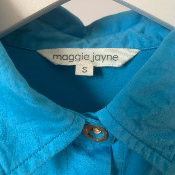 Maggie Jayne Blue Cropped Blouse - Picture 5 of 8